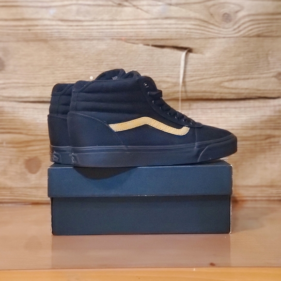 Vans SK8-HI Canvas Shoes - Picture 7 of 10